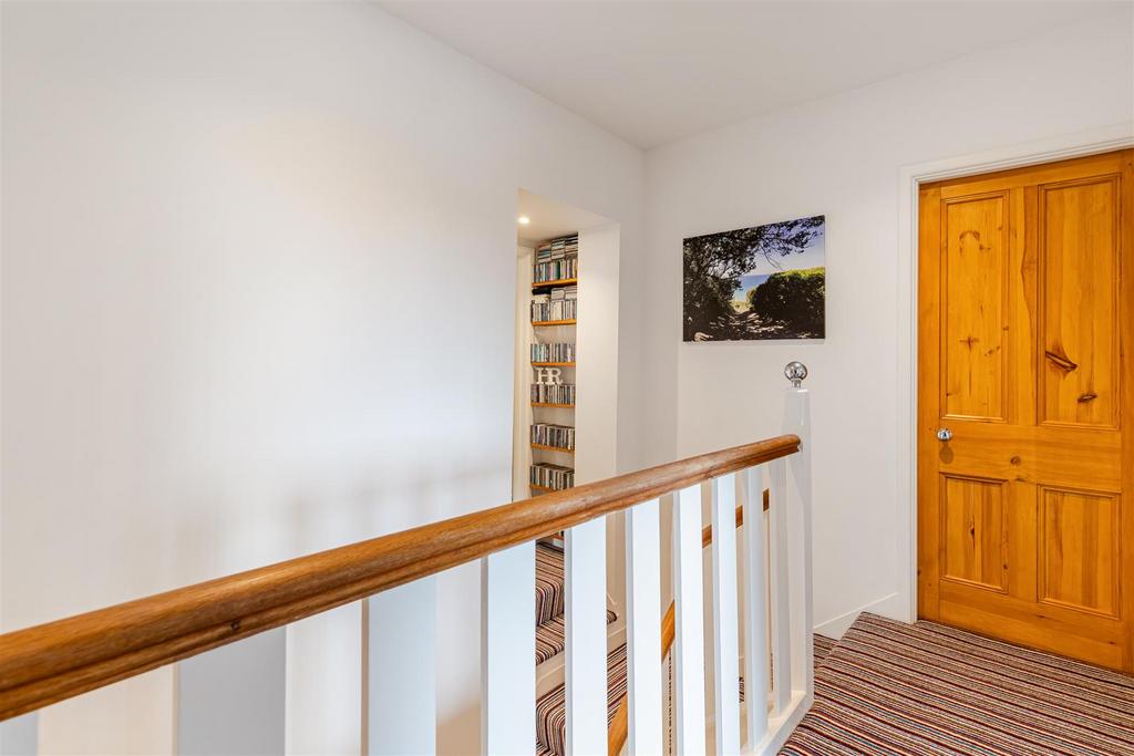 A29 - Quarry House Maudlin Road Totnes - 250722.jp