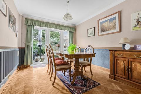 undefined, Grosvenor Road, Staines-upon-Thames, TW18