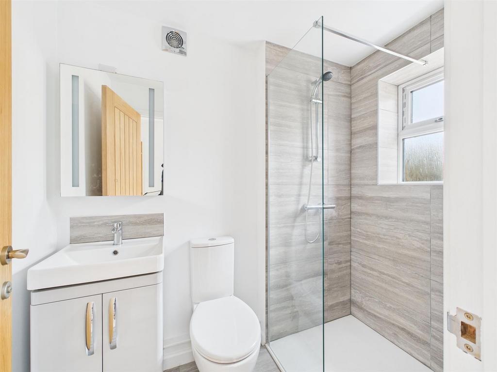 Annex Shower Room