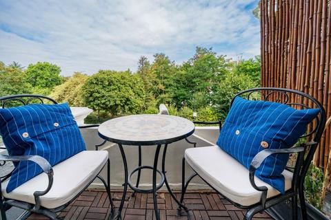 1 bedroom flat for sale, Gwendwr Road, London W14