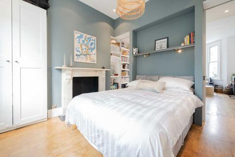 1 bedroom flat for sale, Gwendwr Road, London W14