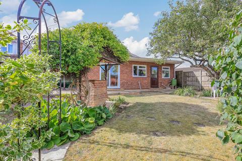 3 bedroom detached bungalow for sale, Great North Road, St. Neots PE19