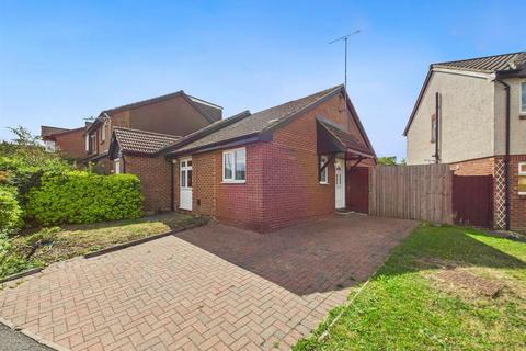 undefined, Rabournmead Drive, Northolt UB5