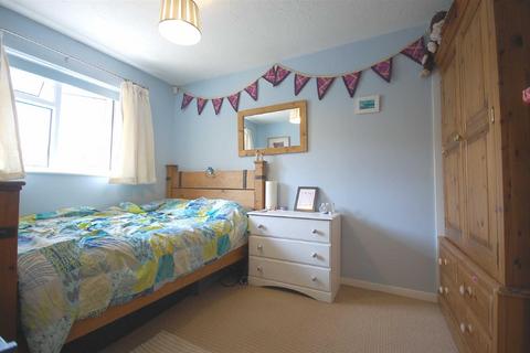 undefined, Rabournmead Drive, Northolt UB5