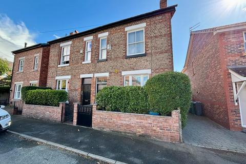 2 bedroom semi-detached house for sale, Lingard Road, Northenden