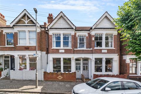 3 bedroom maisonette for sale, Badminton Road, London, SW12