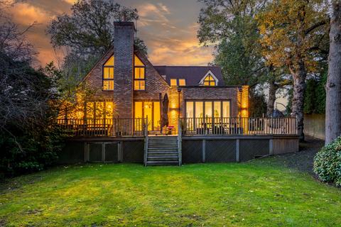 undefined, Swan Lane, Edenbridge, TN8