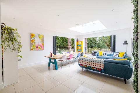 undefined, Swan Lane, Edenbridge, TN8