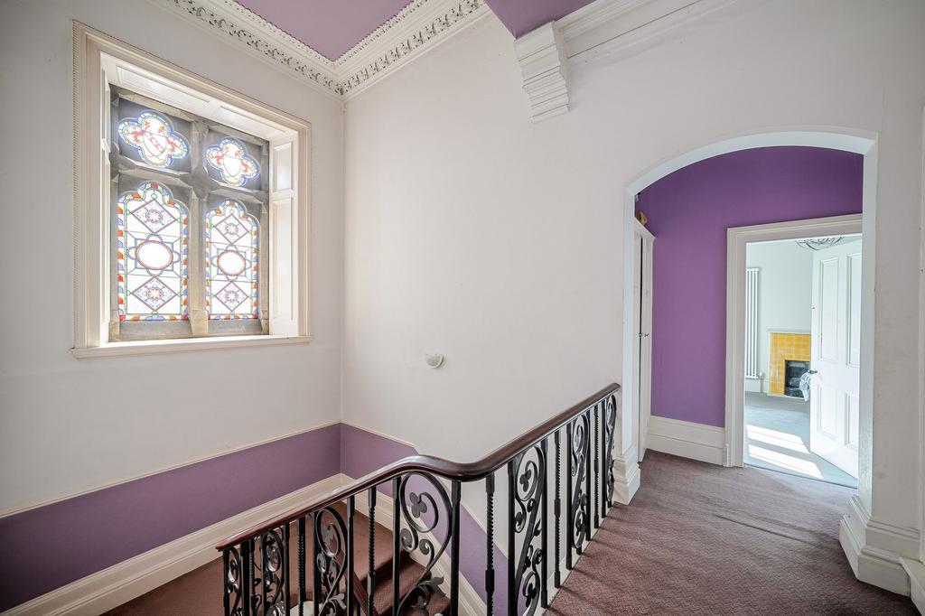 Fist floor landing