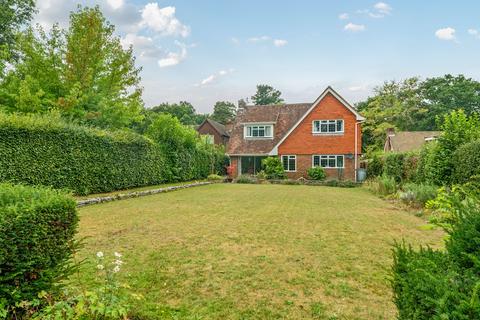 4 bedroom detached house for sale, Witley, Godalming in approx. a 1/3 of an acre