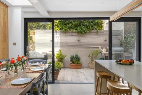 5 bedroom terraced house for sale, Hartismere Road, London, SW6