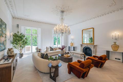 7 bedroom townhouse for sale, St. Georges Square, London, SW1V