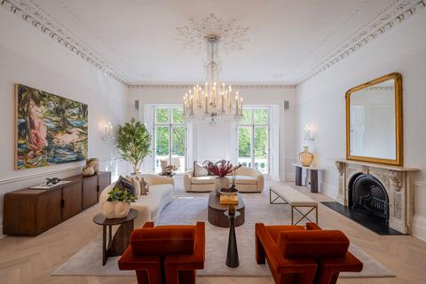 7 bedroom townhouse for sale, St. Georges Square, London, SW1V