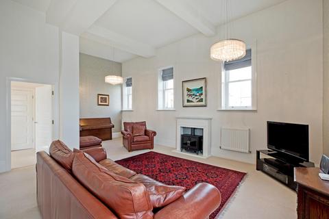 3 bedroom end of terrace house for sale, Norwood Drive, Menston LS29
