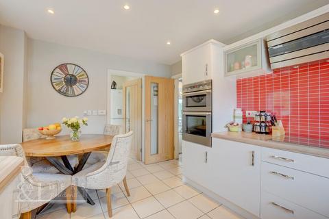 undefined, Shannon, Tamworth