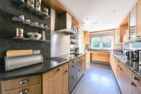 4 bedroom detached house for sale, Ember Farm Avenue, East Molesey, KT8