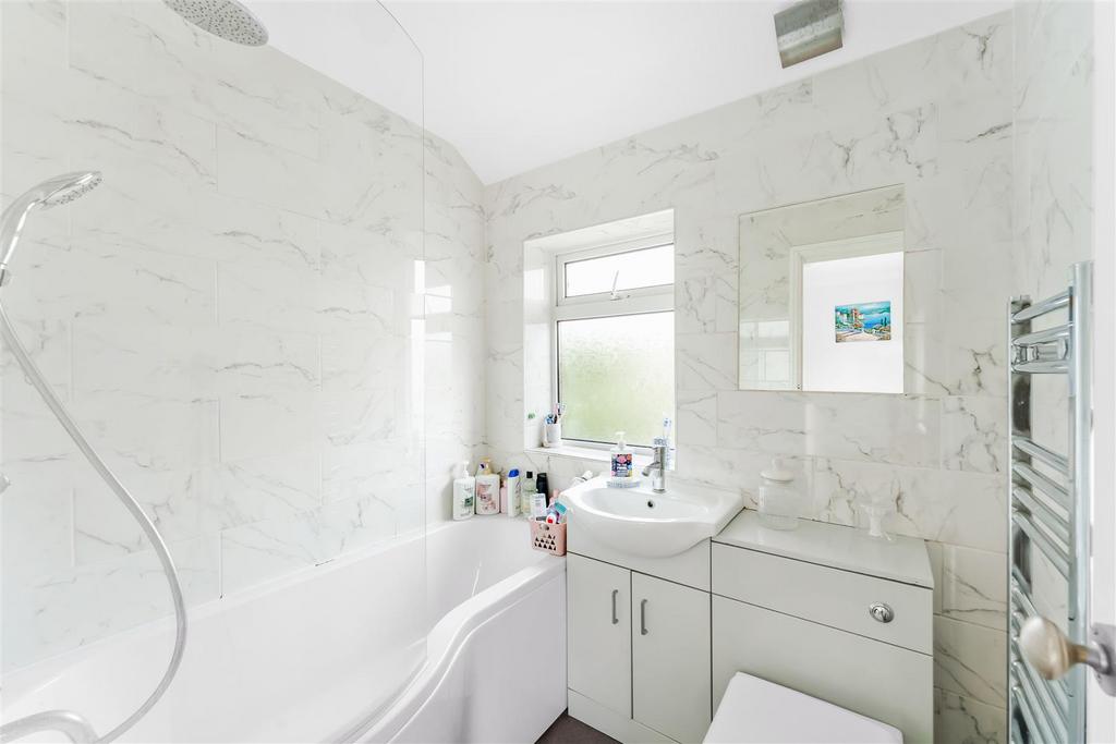 23 Graitney Close, Cleeve 69.jpg