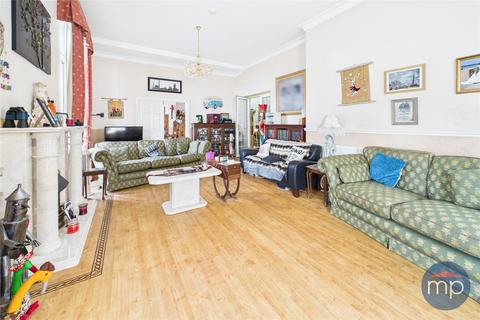 3 bedroom flat for sale, Regency Mansions, Newcomen Terrace