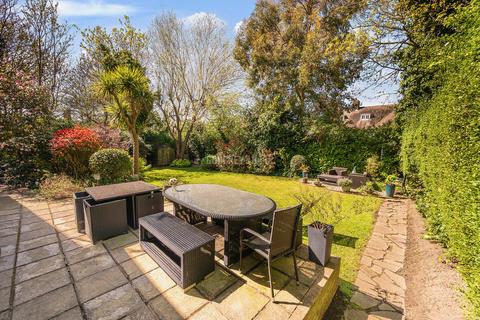 undefined, Hampstead Garden Suburb NW11