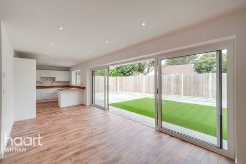 3 bedroom bungalow for sale, Maypole Road, Wickham Bishops