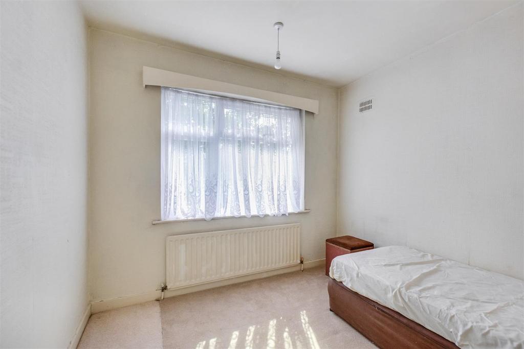 Bedroom 2 1.jpeg