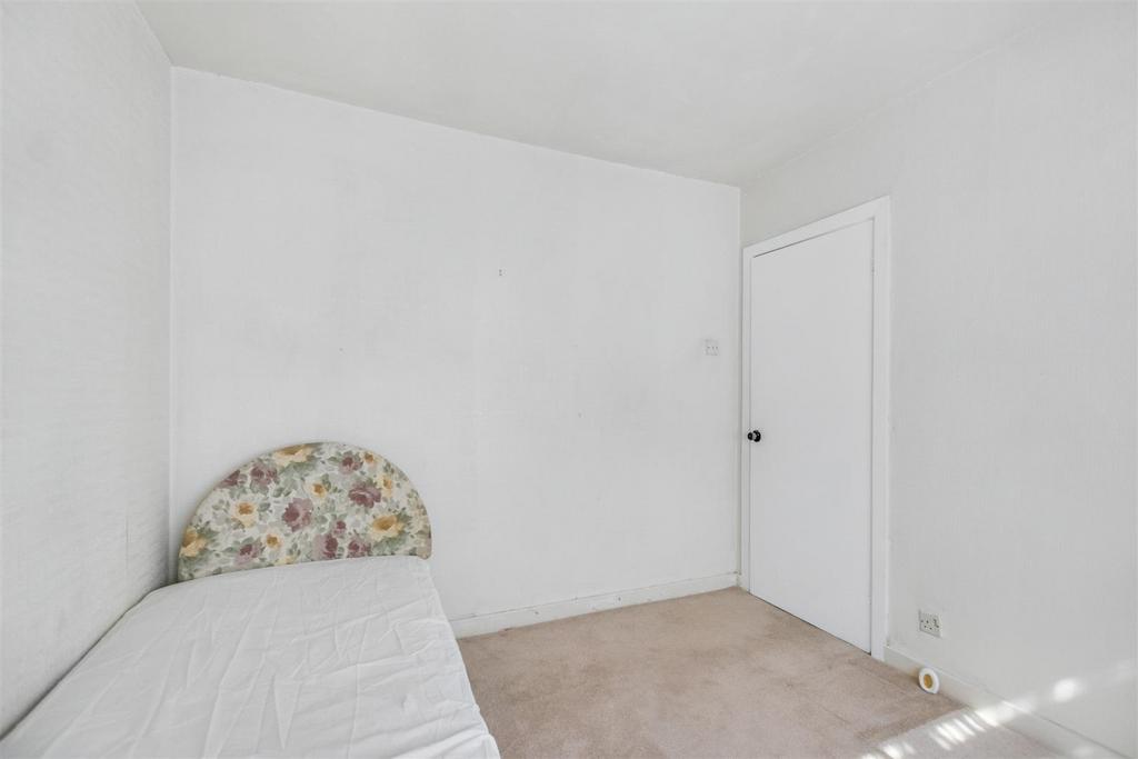 Bedroom 2 2.jpeg