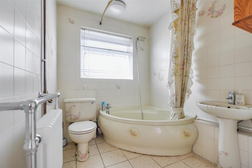 Bathroom.jpeg