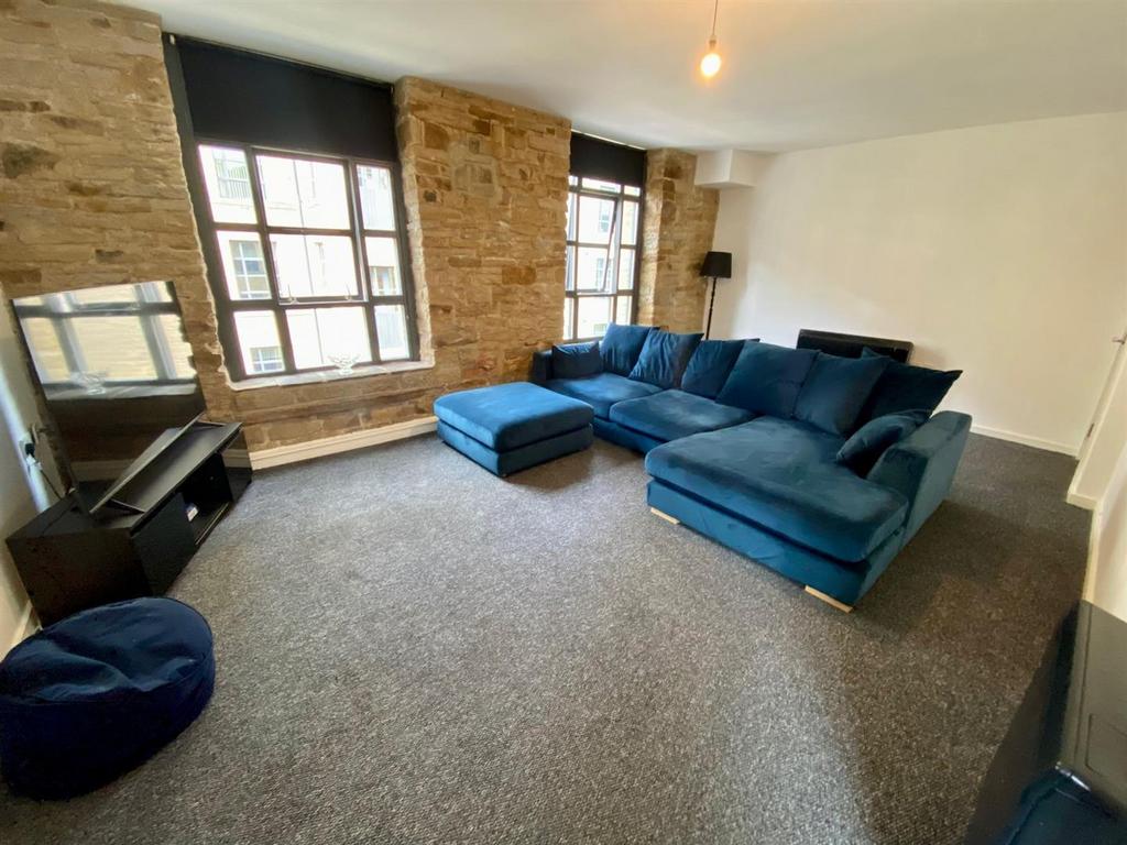 Lounge other angle.jpg