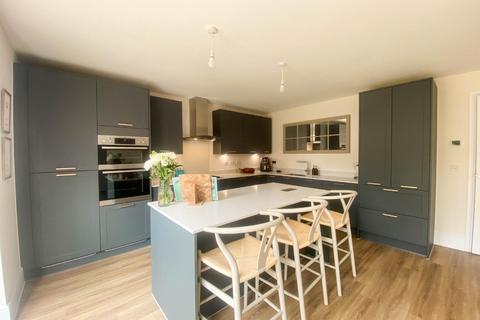 3 bedroom detached house for sale, Skylark Way, Sawston