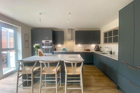3 bedroom detached house for sale, Skylark Way, Sawston