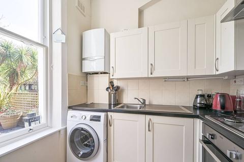 2 bedroom flat to rent, Fordwych Road, West Hampstead, London, NW2