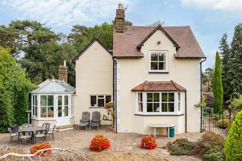 4 bedroom detached house for sale, Church Lane, Broxbourne