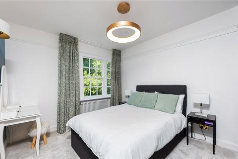 2 bedroom apartment for sale, Pelham Court, 145 Fulham Road, London, SW3
