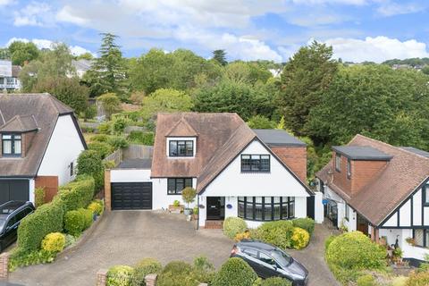 4 bedroom detached house for sale, Stradbroke Grove, Buckhurst Hill, IG9