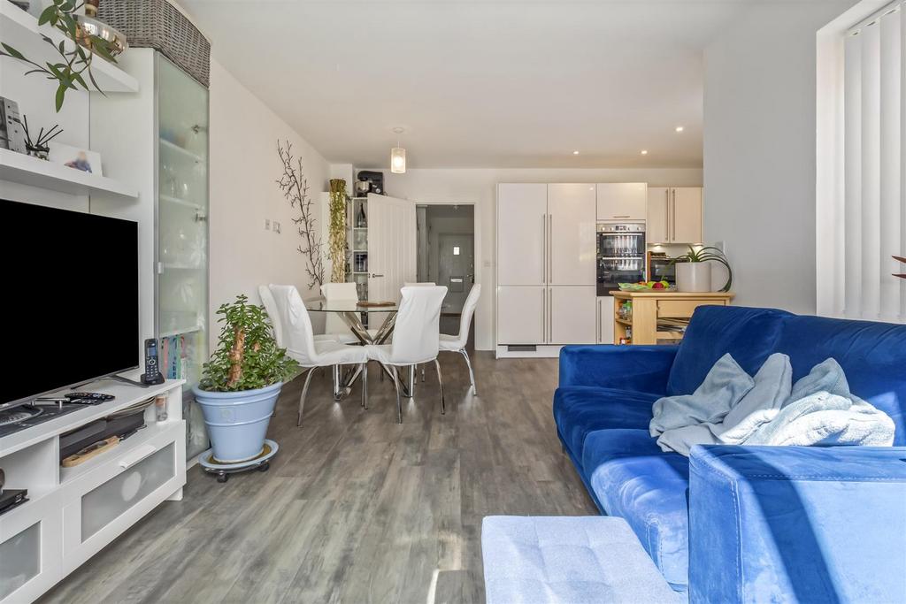 Acacia Crescent 011.JPG