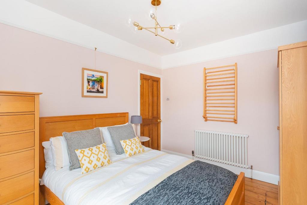 0 B4 RBN - Bedroom D.jpg