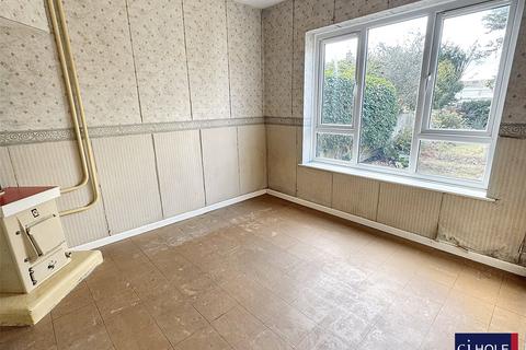 23 Barrington Drive, Hucclecote, Gloucester, GL3 3BT