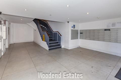 undefined, Station Road, Hayes UB3