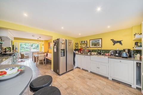 31 Brownlow Road, London, E8 4NS