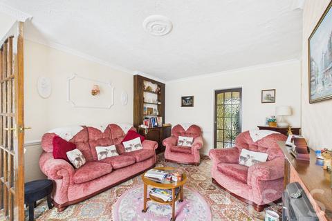 undefined, Shoebury Road, Southend-on-sea, SS3