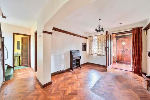 undefined, Lower Road, Great Bookham, KT23