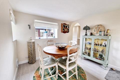 3 bedroom detached bungalow for sale, Beaminster