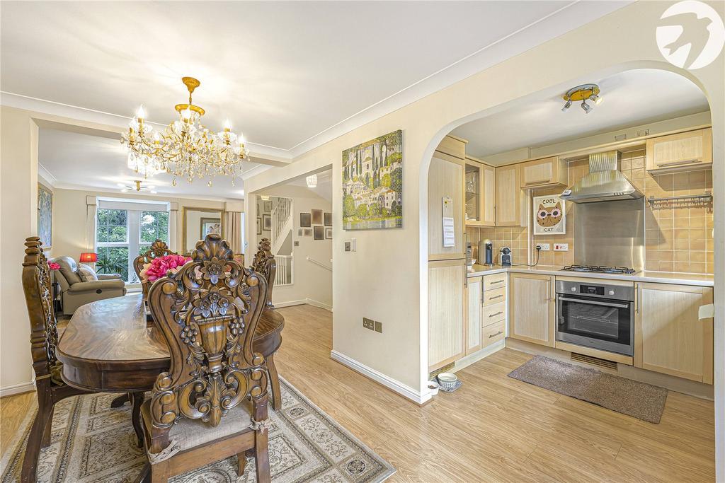 Dining/Kitchen