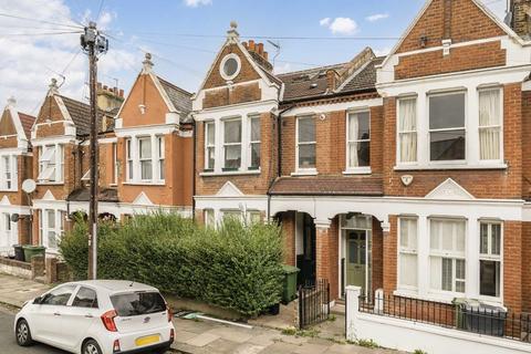 2 bedroom flat for sale, Moorcroft Road, London SW16