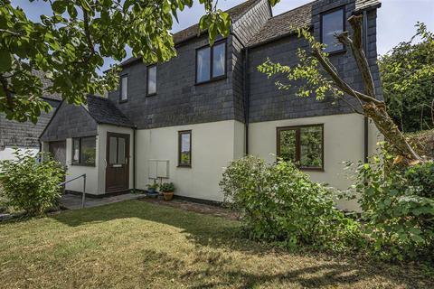 2 Riverside, Totnes, TQ9 5JB