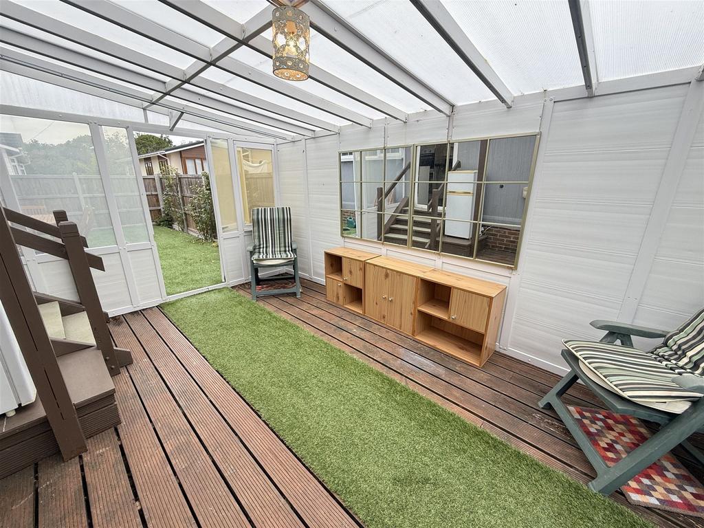 Lean-To