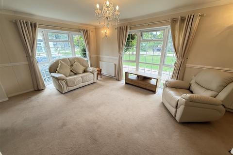 undefined, Maidstone Road, Paddock Wood, Kent