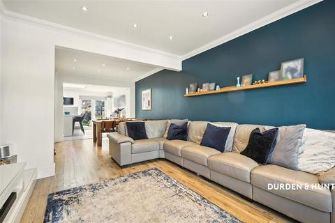 37 Grosvenor Road, Dagenham, RM8 1NP