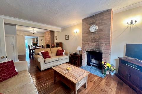 3 bedroom semi-detached house for sale, Forest Road, Crowthorne RG45