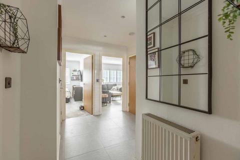 2 bedroom apartment for sale, Cranwells Lane, Farnham Common SL2